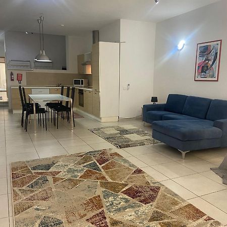 Ferienwohnung Sliema 2Bed With Backyard Exterior foto